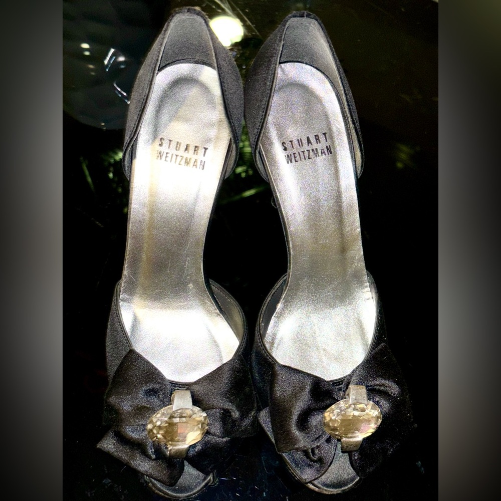 ♠️Black Kitten Heels♠️